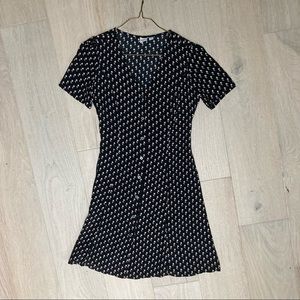 GAP puff sleeve floral fit and flare v neck dress